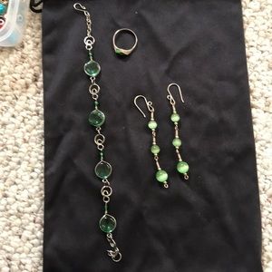 Green jewelry set (necklace, ring, bracelet)